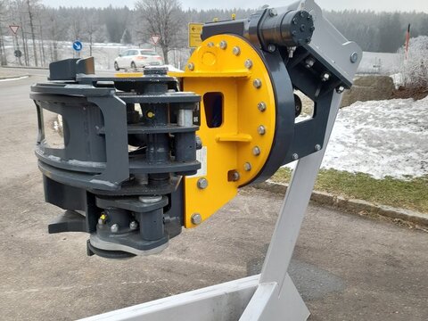 Uniforest RK 260 BR 2