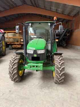 John Deere 5067E 24/12 AC Aktion