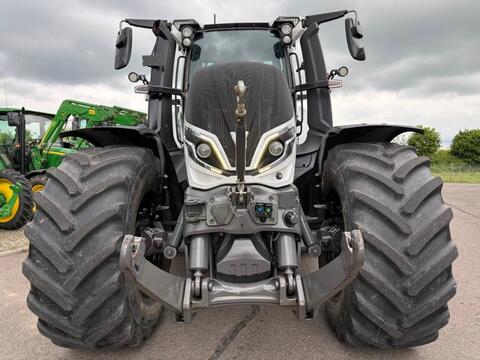 Valtra Q305