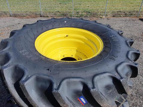 Mitas 540/65R24 x2