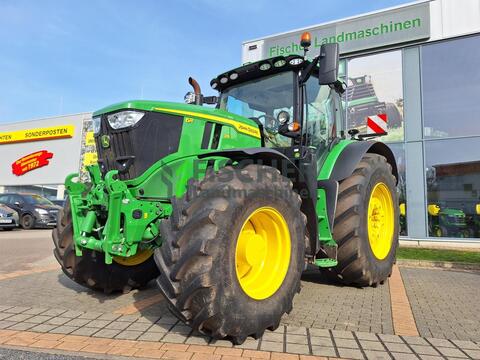 John Deere 6R 215