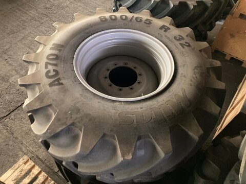 Mitas 800/65 R 32
