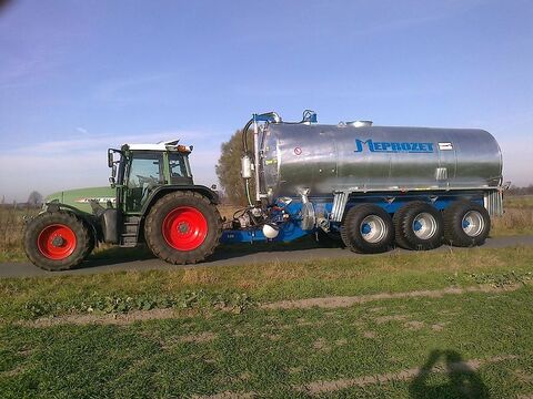 Meprozet PN 240 Güllefass 24.000 L Tridem 700/50-26,5 3
