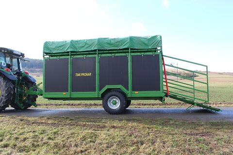 Sonstige Pronar T 046 Viehanhänger, 9 m², Sofort Verfügba