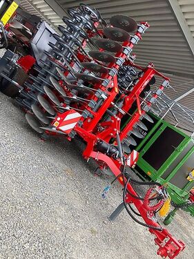 Unia Ares XL H 6 Kurzscheibenegge mit Fahrgestell 6m  2