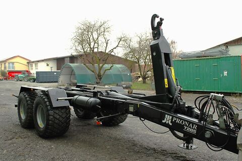 Pronar T 285 Hakenlift-Anhänger 21to Boogie-Fahrwerk 60 2