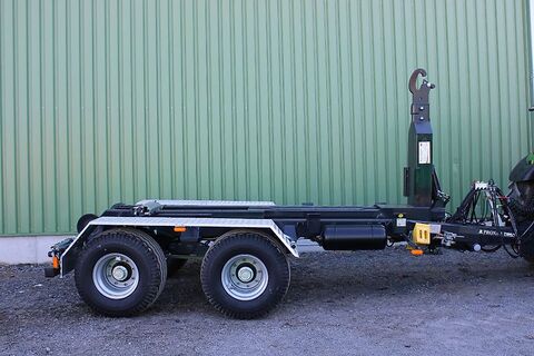 Pronar T 185/1 Hakenliftanhänger 15 to Parabel-Fahrwerk 3