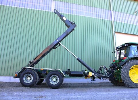 Pronar T 185/1 Hakenliftanhänger 15 to Parabel-Fahrwerk