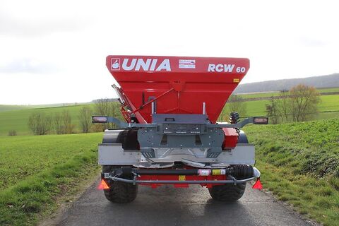 Unia RCW 60 Kalkstreuer Düngerstreuer 6000L 3