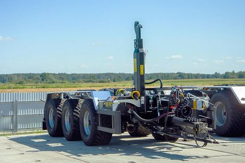 Pronar T 386 Hakenliftanhänger 34 to Zwangslenkung Para 3