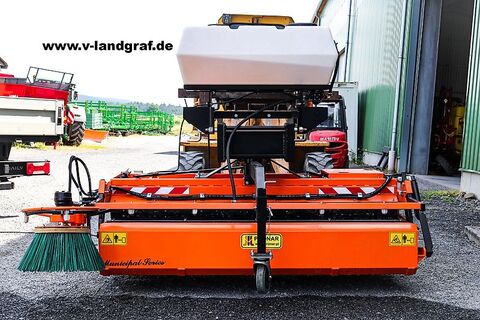 Pronar ZM 2000 Kehrmaschine 2 m + Seitenbesen