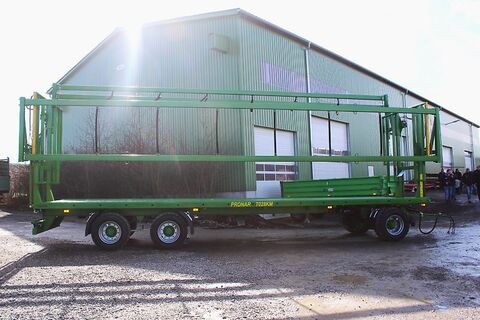 Pronar T 028 KM Ballenwagen 24 to 2