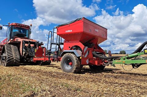 Unia USF 1600/2 Fronttank 1600 l Saatguttank Düngert