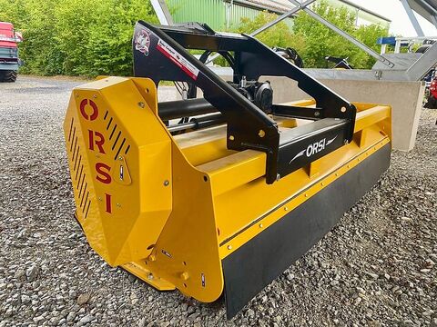 Orsi WPS 2600 Heckmulcher mit Seitenverschiebung 3
