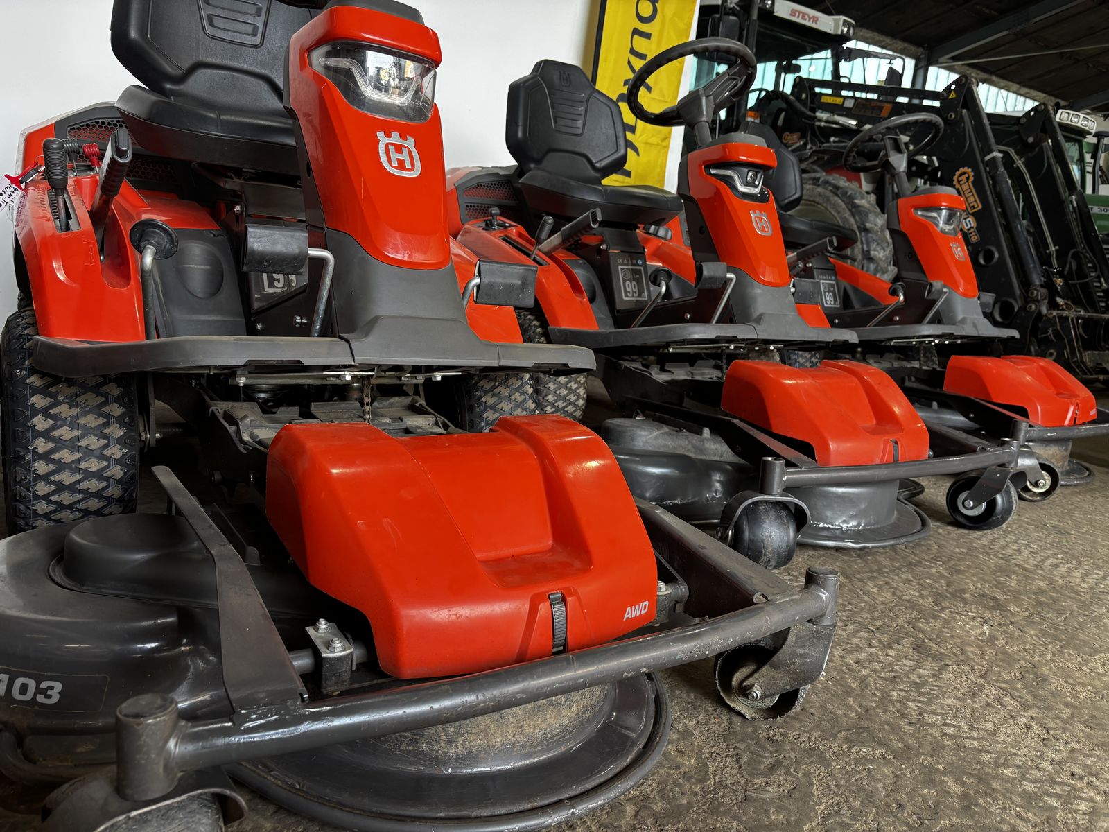 Husqvarna Rider 318 X 3