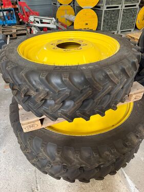 BKT Komplettsatz 210/95R32 230/R44