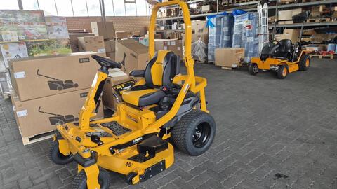Cub Cadet XZ8 S122 Zeroturn mit Lenkrad