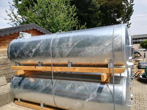 Sonstige Keine Angabe 3000L WASSERFASS MIT HOLZKUFEN