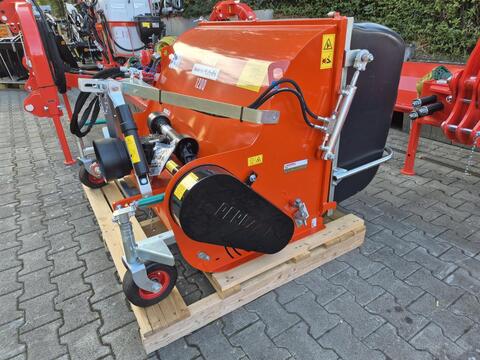 Kubota KOALA 1200 MIT SAMMELBEHÄLTER