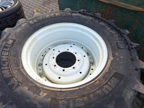 Michelin 540/65R28 RAD STEYR KOMPAKT NH T4