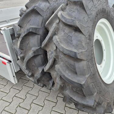 Sonstige 380/85R24 STEYR Starmax