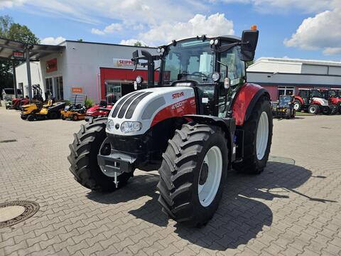 <strong>Steyr MULTI 4100</strong><br />