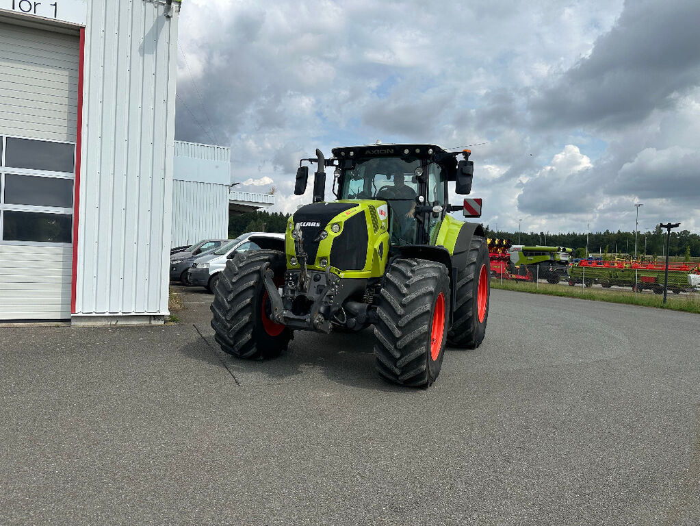 Claas Axion 870 2