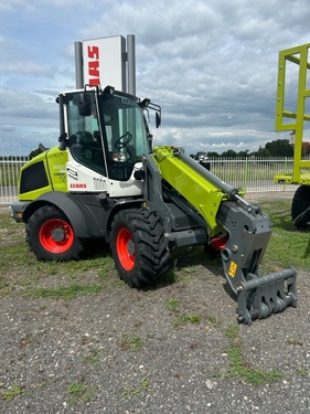 CLAAS Torion 738 T