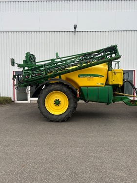 John Deere 740i