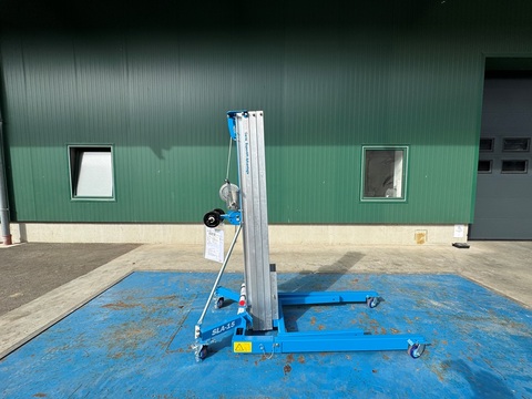 Genie SLA-15 Straddle
