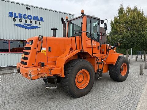 Fiat-Hitachi W170 Shovel 3