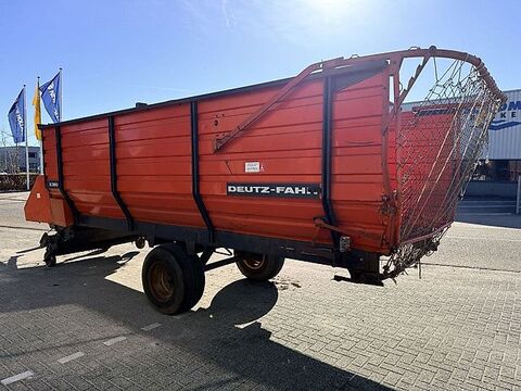 Deutz Fahr K390 Opraapwagen 2