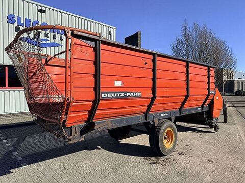 Deutz Fahr K390 Opraapwagen 3