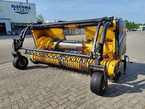 New Holland 273 Gras Pick Up