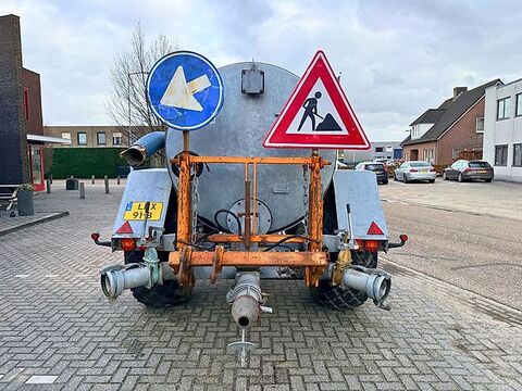 7000 Watertank / Mesttank 3