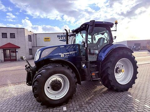 New Holland T7.270 AC Stage V Blue Power 2