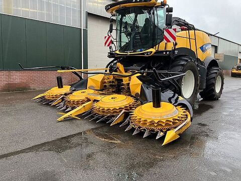 New Holland 600BFIE 8 Row Mais header