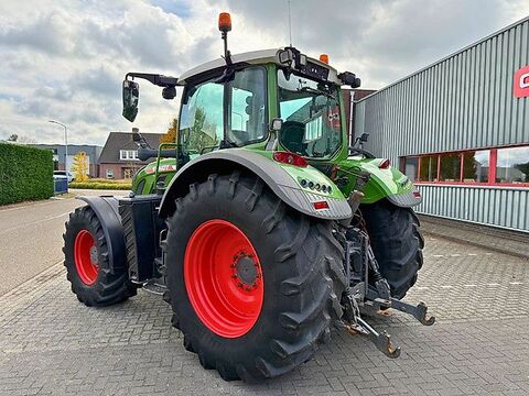 Fendt 724 Vario Gen 6 Profi Plus 2