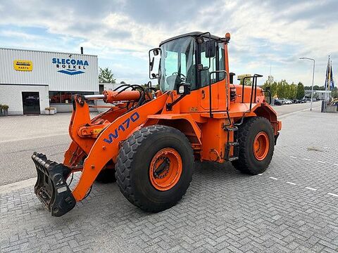 Fiat-Hitachi W170 Shovel