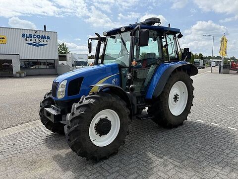 New Holland T5040 CA