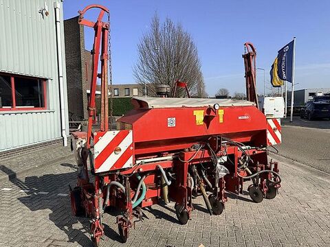 Becker Aeromat T 6 Rij maiszaaimachine 3