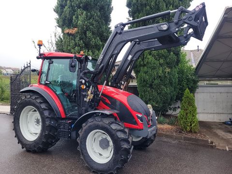 <strong>Valtra A95SH - N1449</strong><br />