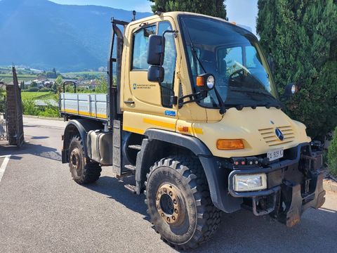 Mercedes Unimog U400 - GB109