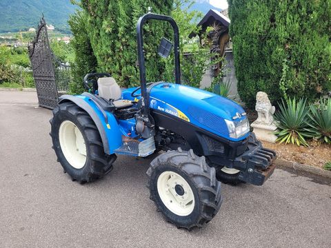 New Holland T3030 - GB423