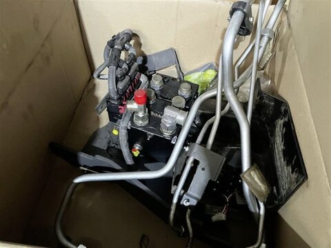 MITTELACHSTEUERGERÄTE ARION 2