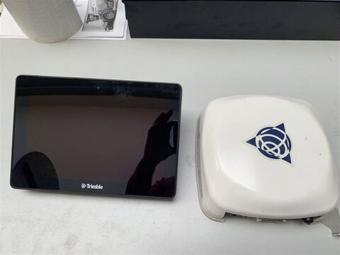 Trimble GFX 750