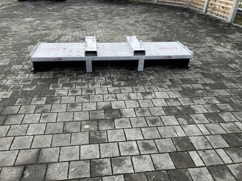 Fliegl KEHRBESEN LÖWE 3000MM 2