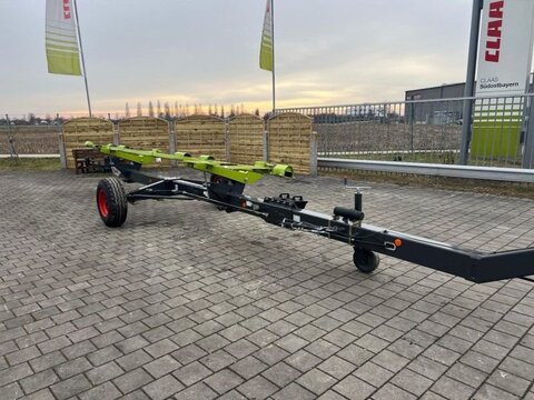 <strong>CLAAS TRANSPORTWAGEN</strong><br />
