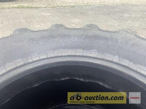 BKT 600/70 R 30 2