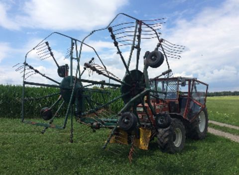 Fella TS 670 Mittelschwader